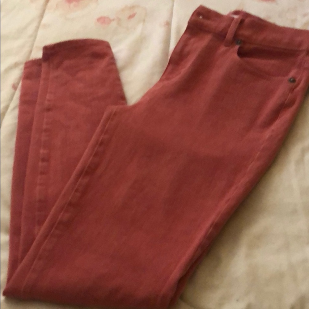 Loft coral performance denim leggings size 2❤️